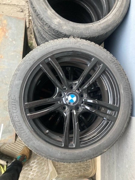BMW originál alu +zánovní pneu 225/45r17