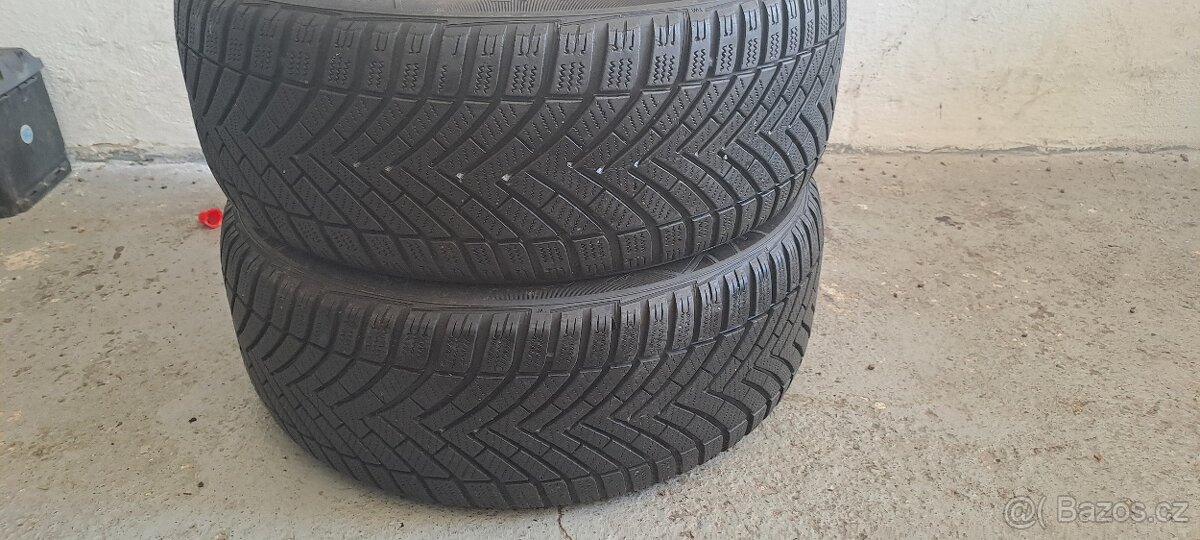 195/50 r15 zimní pneumatiky Vredestein