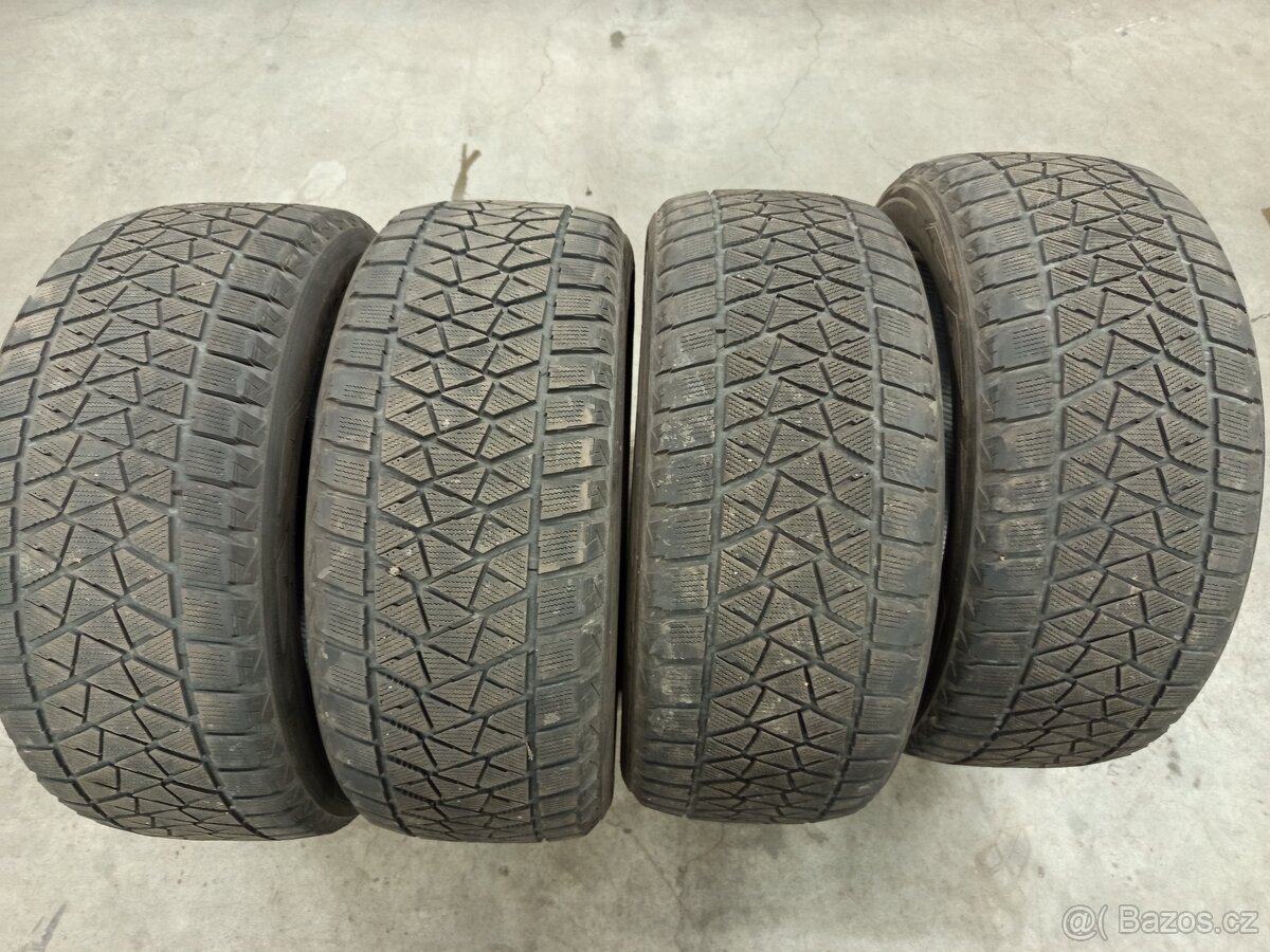 Bridgestone  zimní  275/50 R20