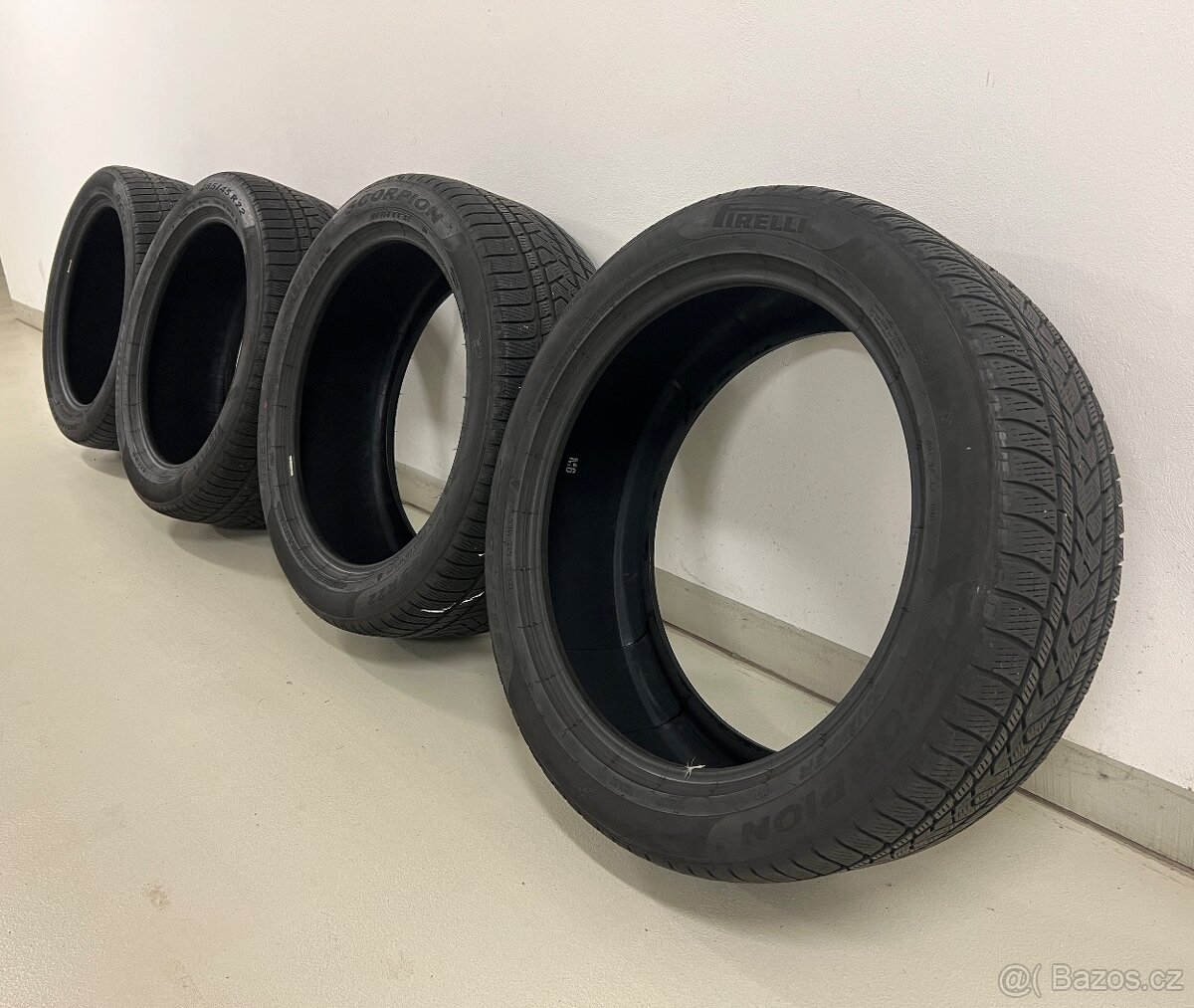 ZIMNÍ SADA PIRELLI 285/45/22