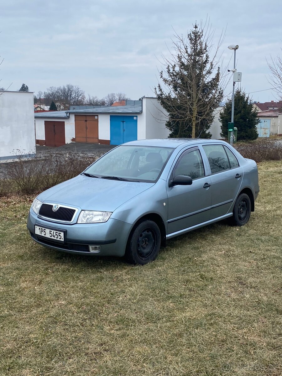 Škoda Fabia sedan