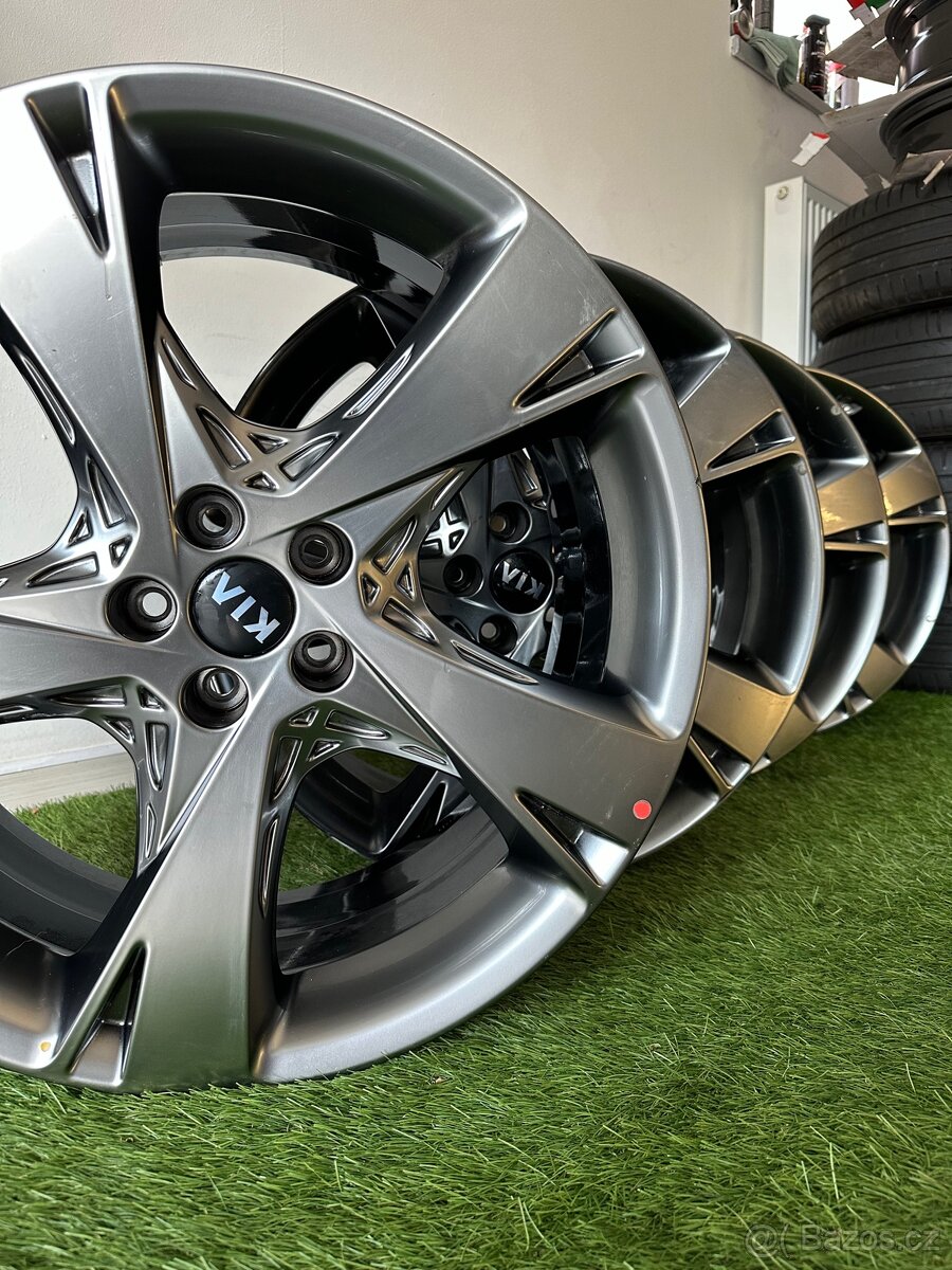 Alu kola 5x114.3 r22 (k)