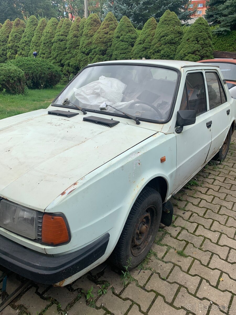 Škoda 105,rok výroby 1985