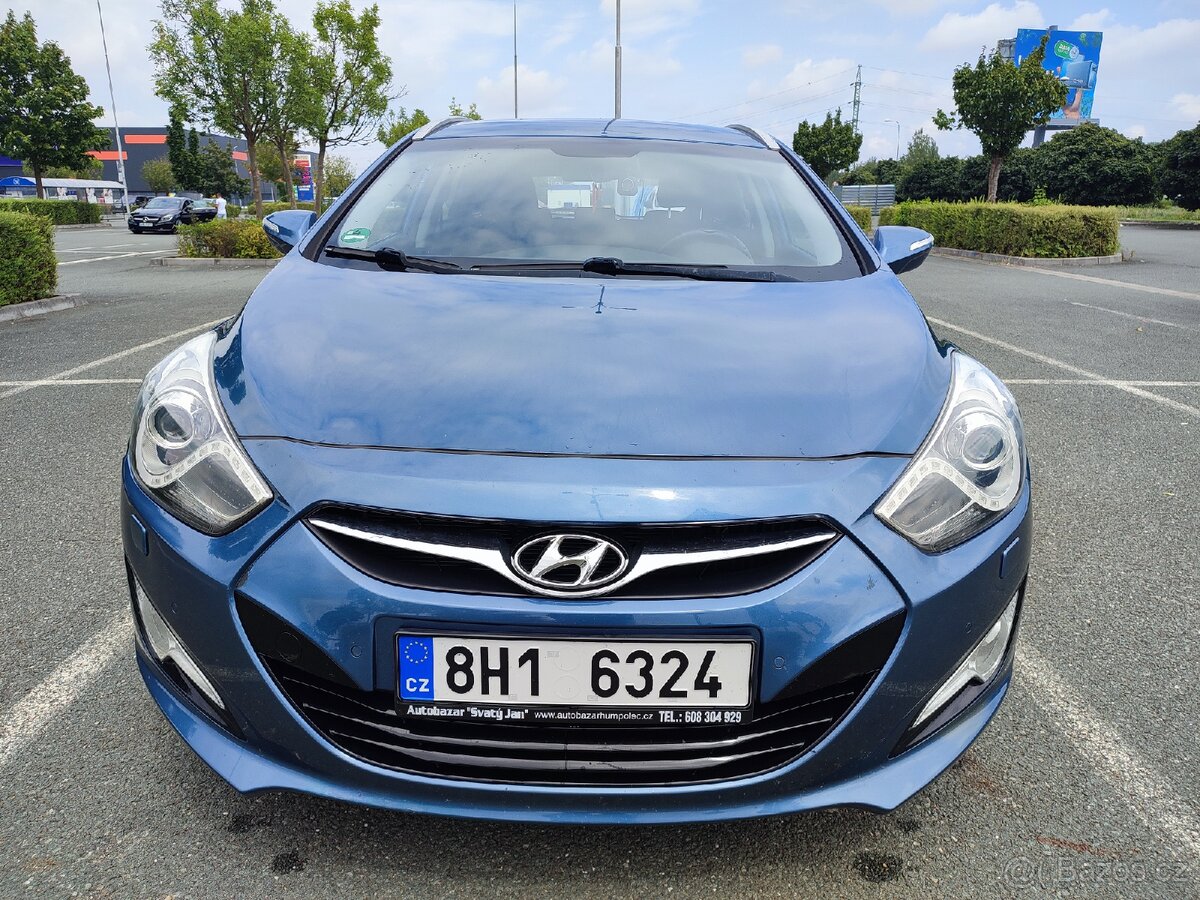 Hyundai i40 manuál 6ti 1,7 CRDI 2015