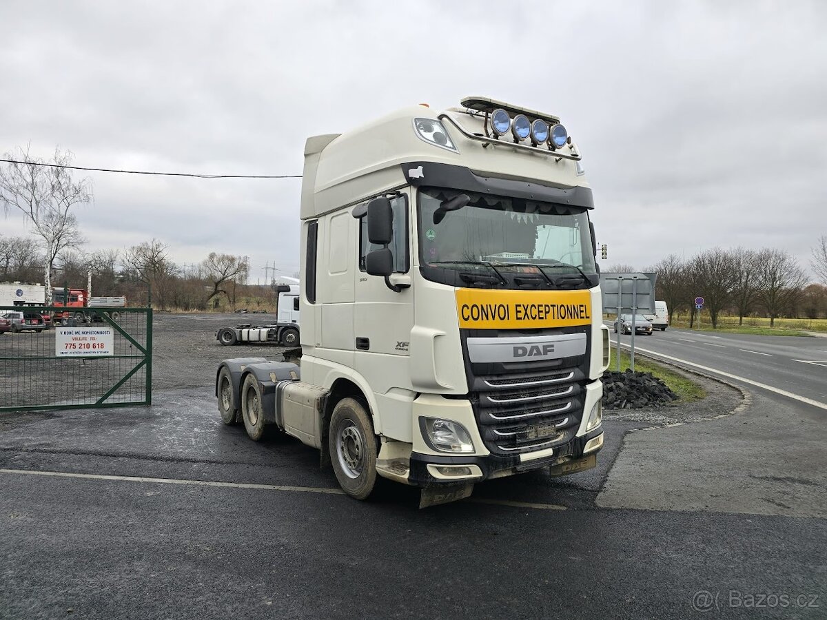 TAHAČ DAF XF 510 FTT 6x4, r.v.2015,EURO 6,MANUÁL, RETARDÉR,