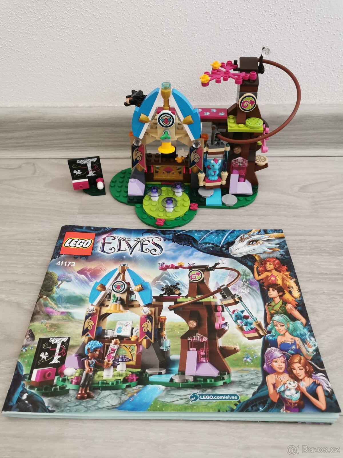 Lego Elves 41173 Dračí škola v Elvendale