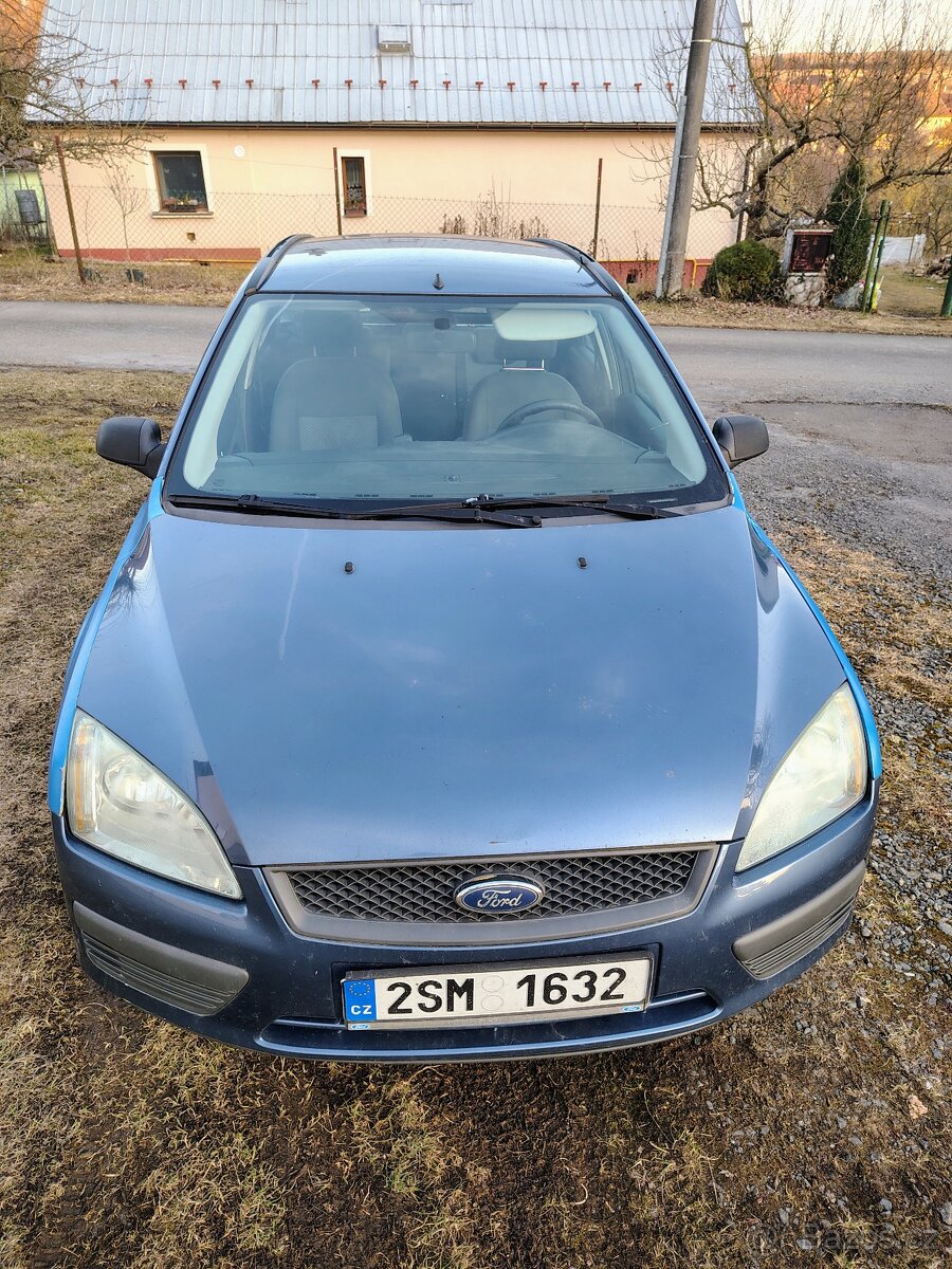 Ford Focus II kombi, 1.6 benzin, nová STK