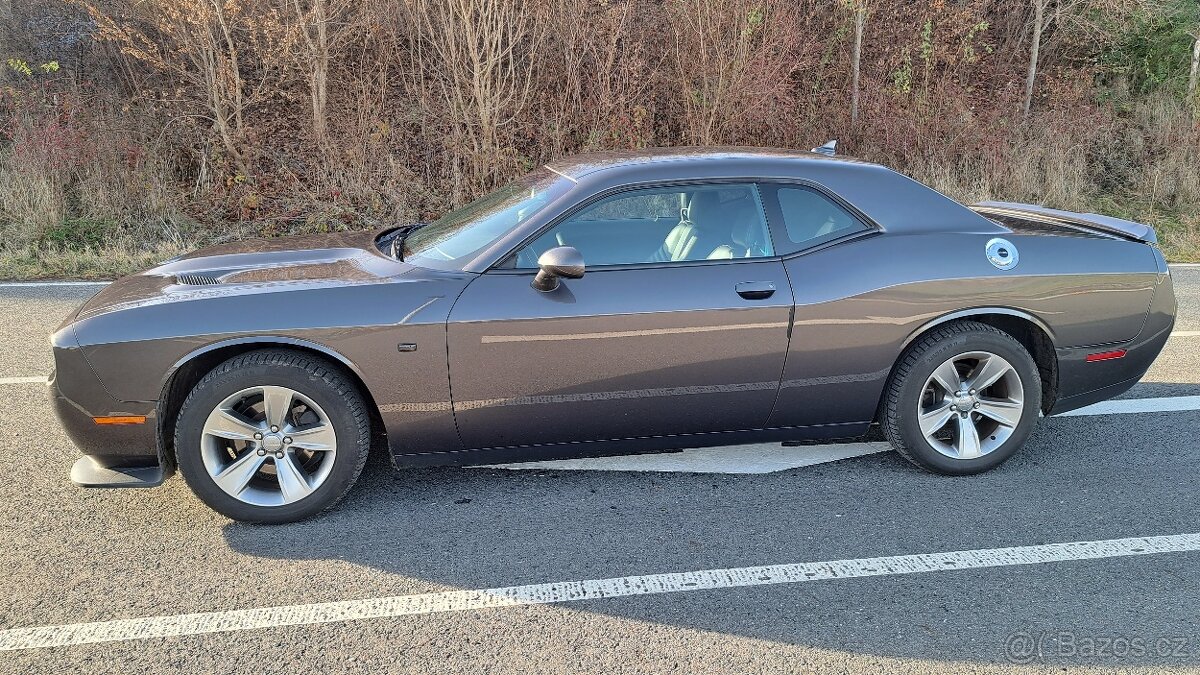 Alu kola 18” Dodge Challenger originální + letní pneu