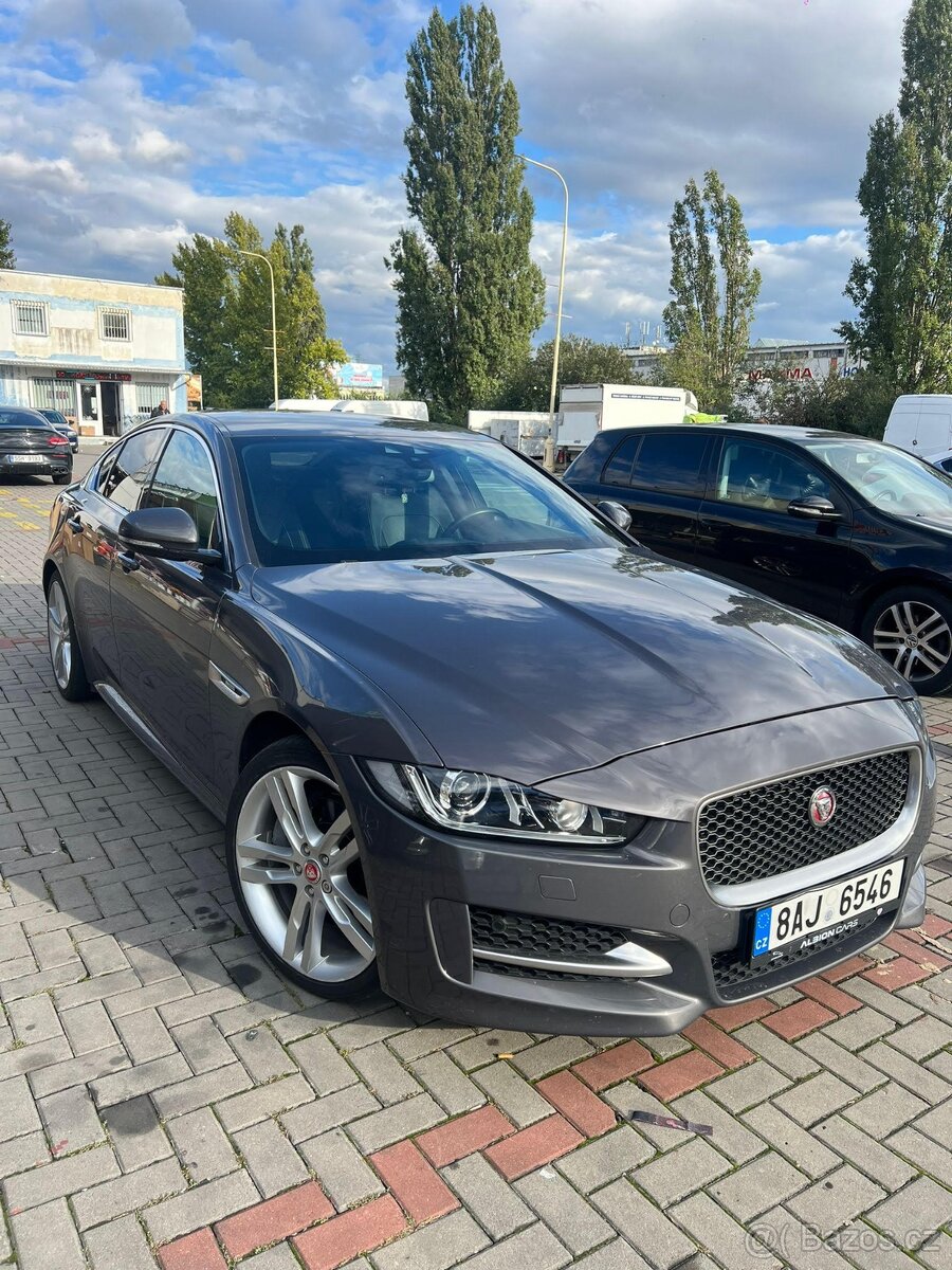 Jaguar XE 25t R-SPORT r.v 2017