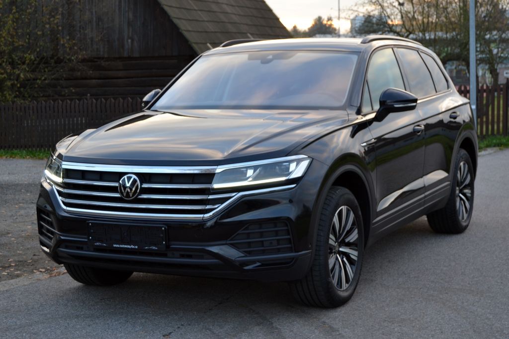 Volkswagen Touareg 3.0 TDI V6 170kW 4MOTION Tiptronic Navi