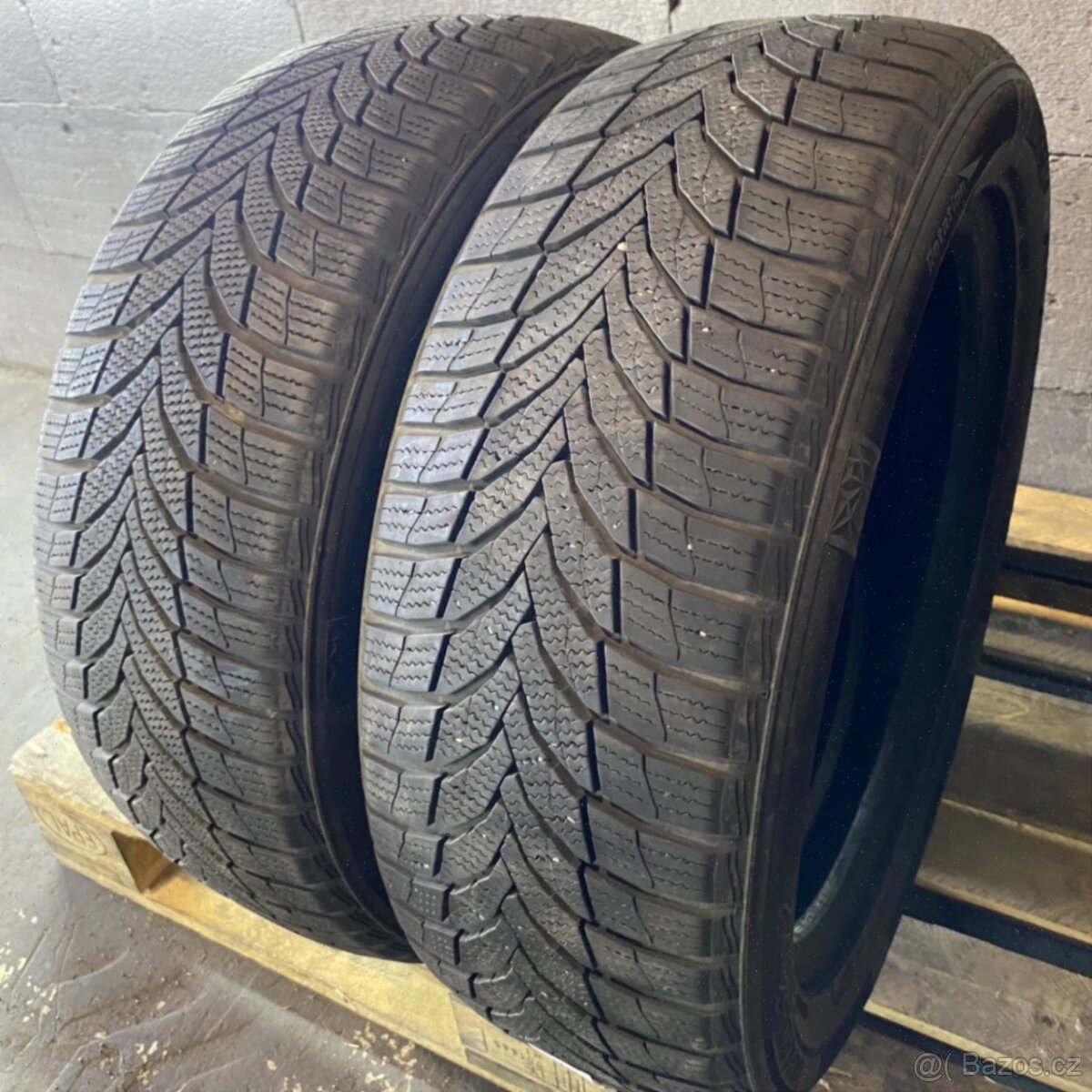 Zimní pneu 205/55 R17 95V Nexen 6mm