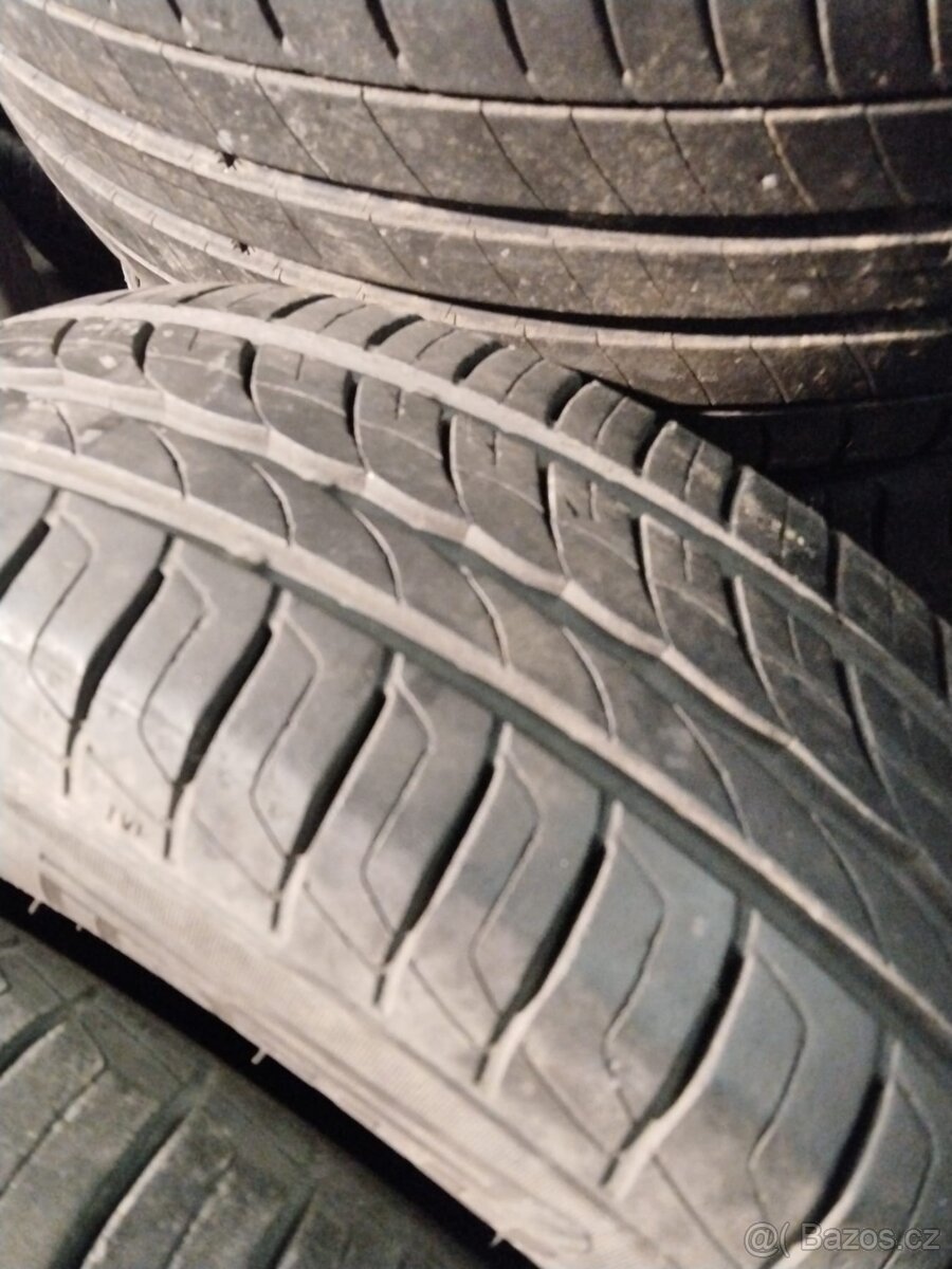 175/65R15 Pirelli letni sada 4ks TOP STAV