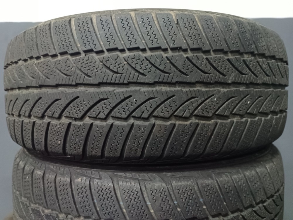 195/55 R15 SPORTIVA (2617)