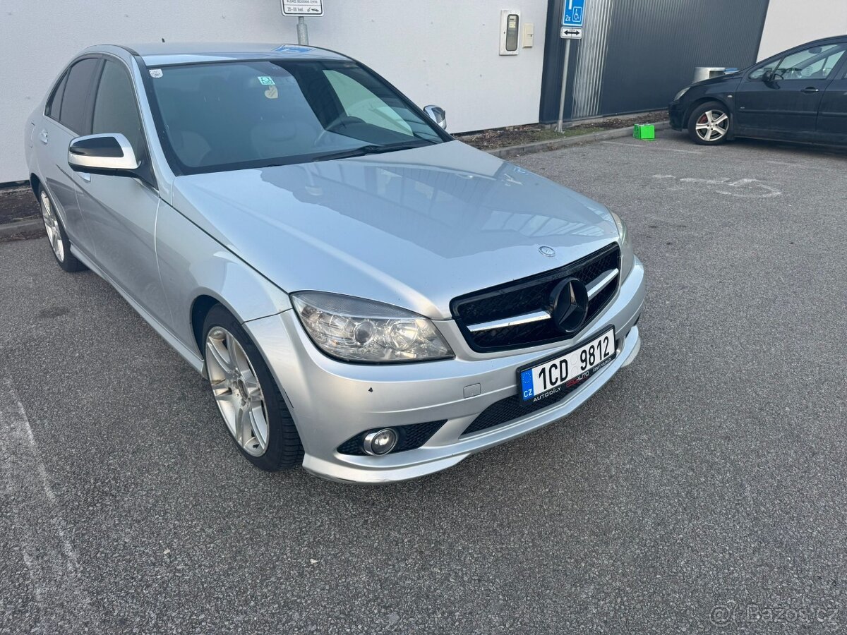 Prodám nebo vyměním Mercedes benz C320cdi w204.