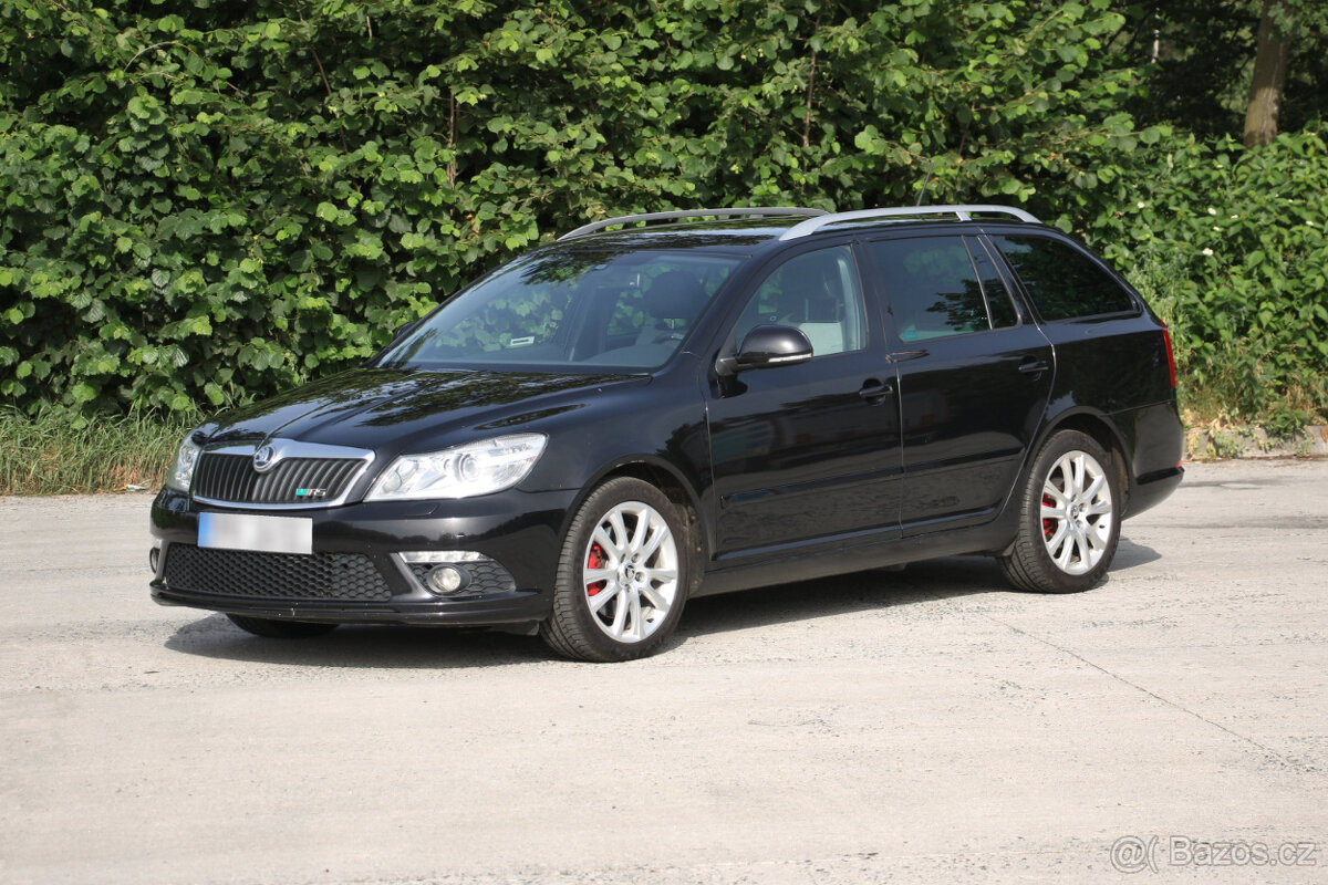 Škoda Octavia 2 RS Combi 2.0 TSI (nové pneu)