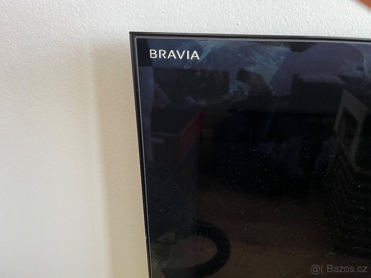 Sony Bravia KDL-52LX900