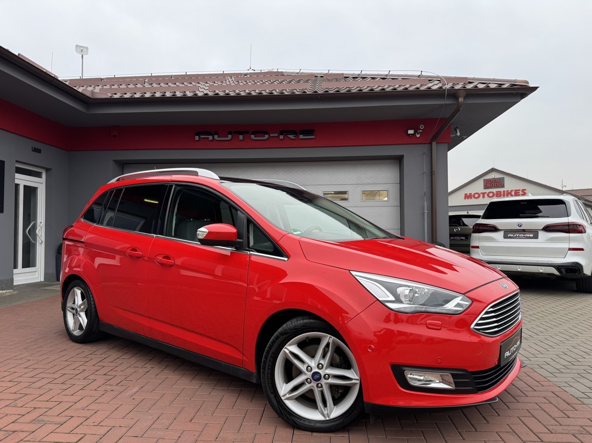 Ford Grand C-Max 2.0TDCi Titanium Xenony Navi Parkování