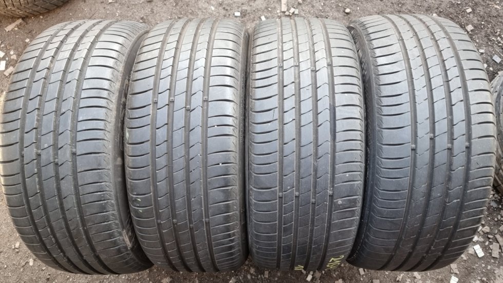 Letní pneu 215/45/16 Kumho