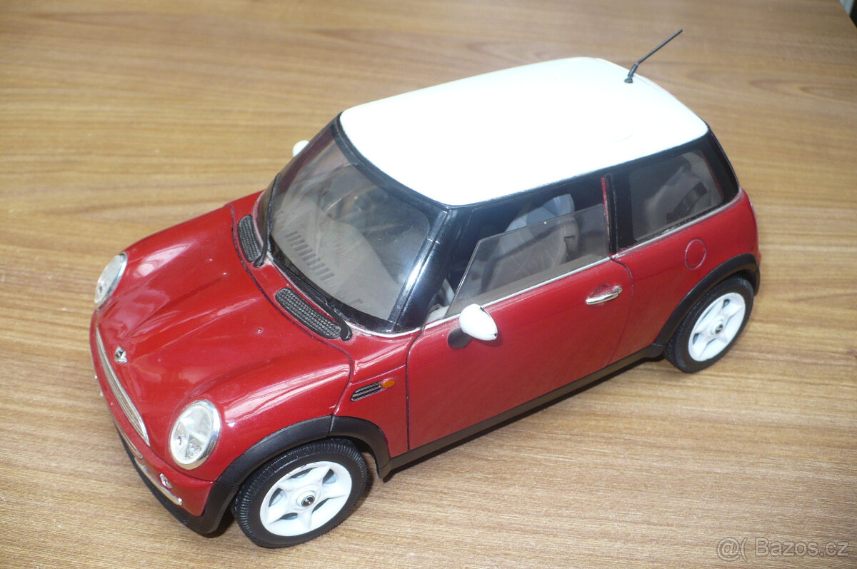 Model auto Mini Cooper 1:18