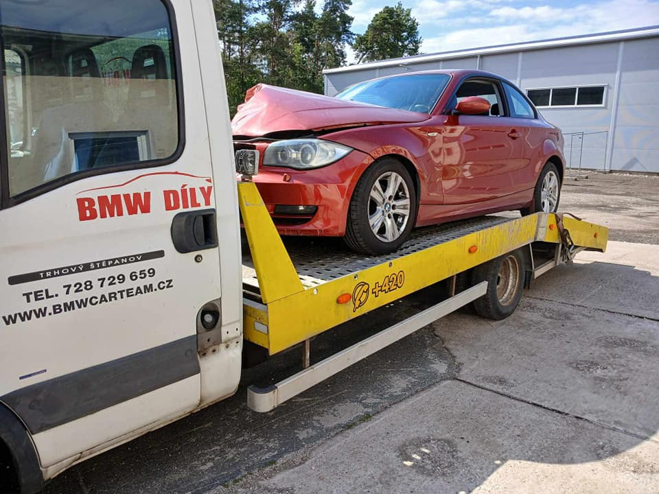 prodám věškere díly z vozu bmw e82 120d 130kw n47