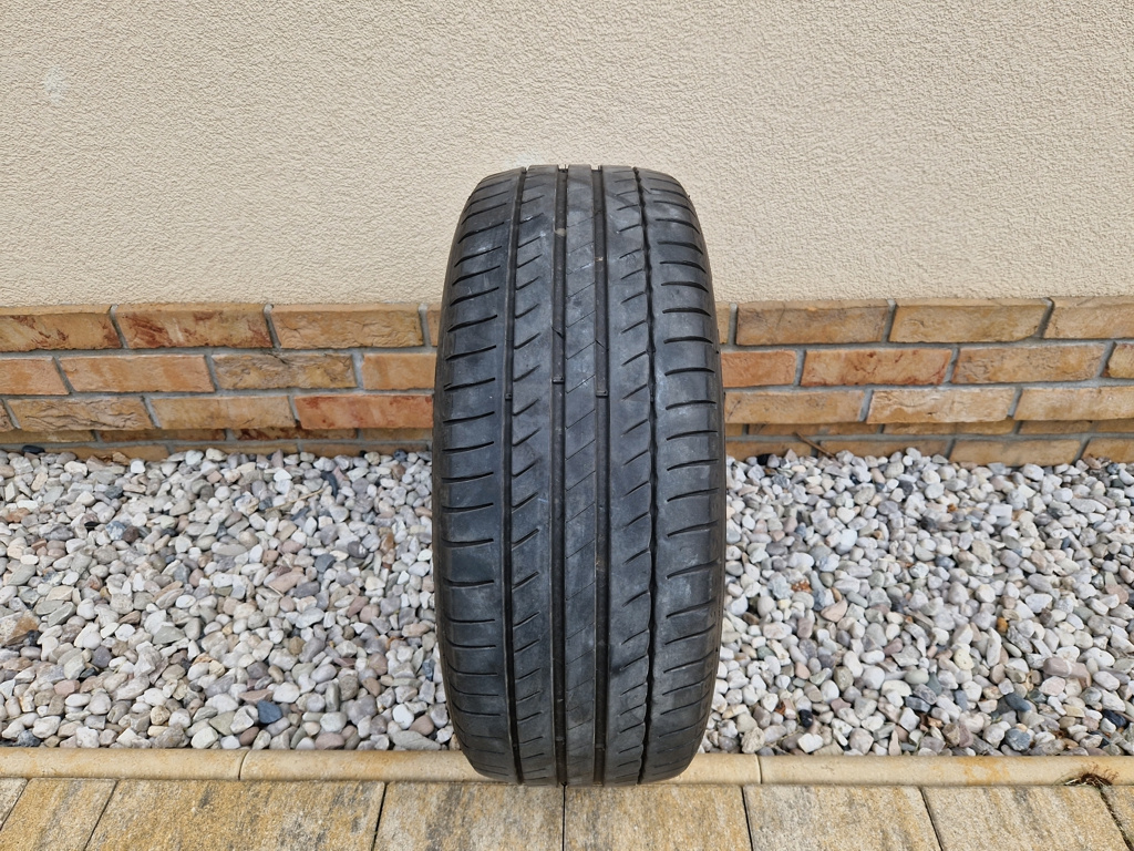 1 ks letní pneu Michelin Primacy HP 215/50 R17