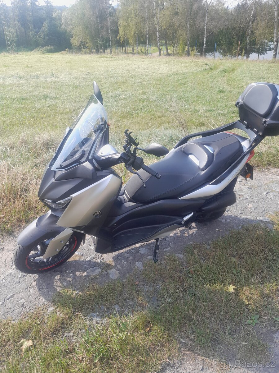 Yamaha X-max125