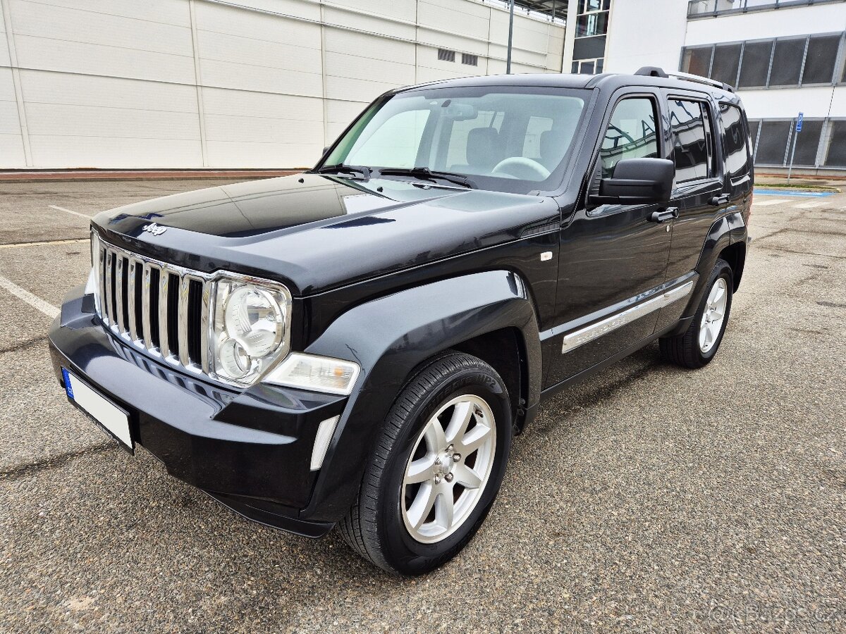 JEEP CHEROKEE 2.8CRD LIMITED VÝHŘEV - KŮŽE TAŽNÉ 1 MAJITEL