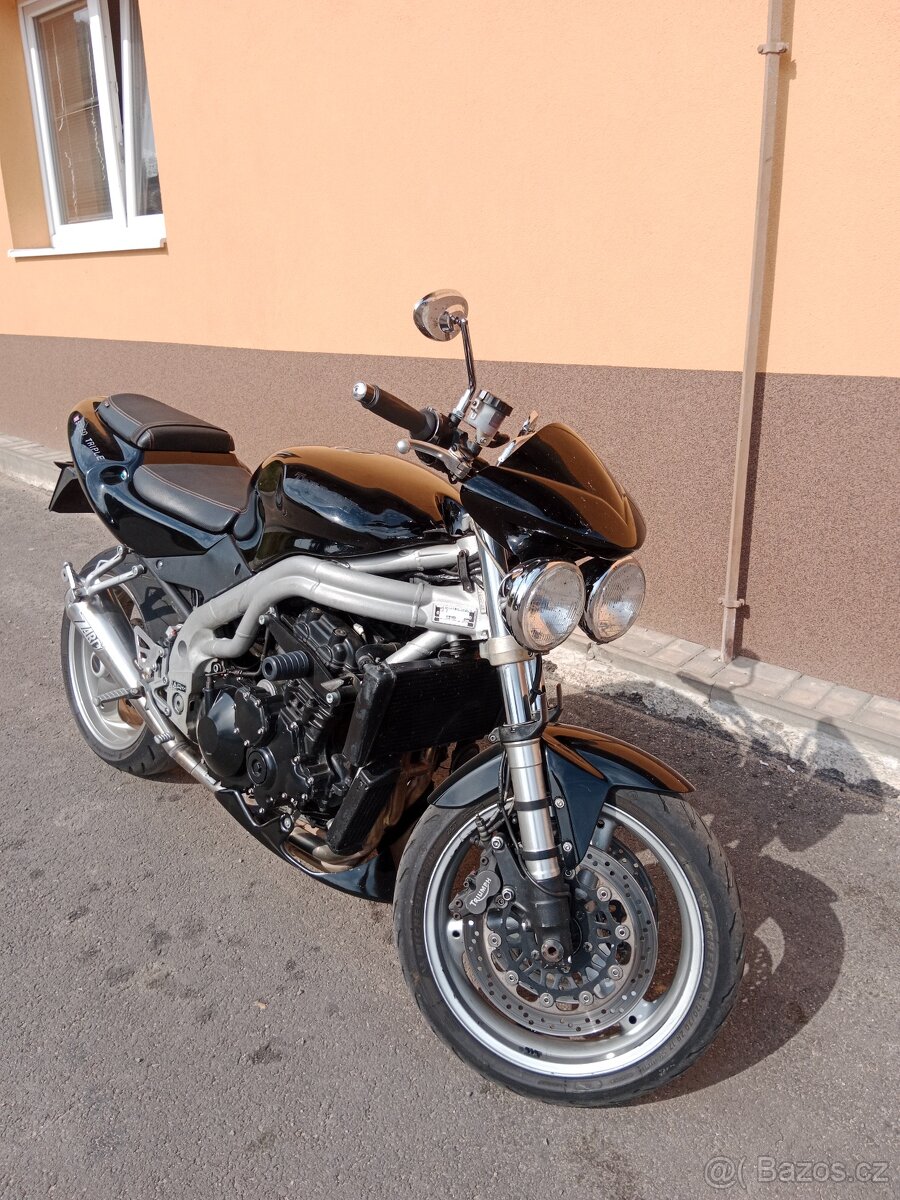 Triumph Speed triple 955