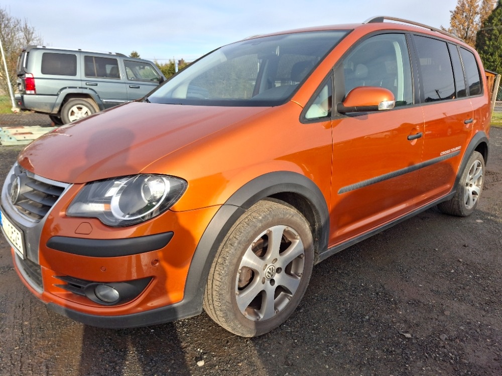 VW Touran Cross 1,4 TSi, pohon na LPG