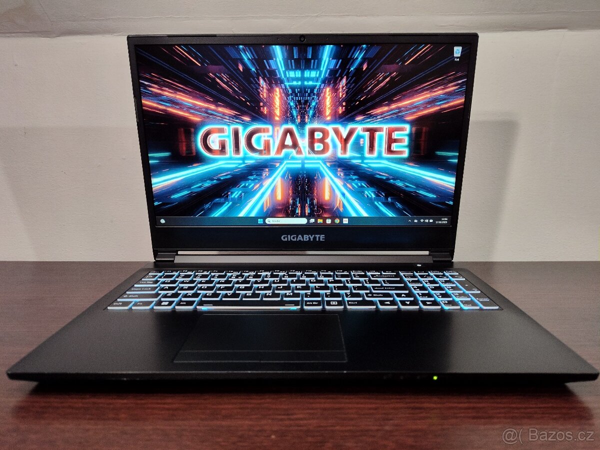 Herní Gigabyte,RTX 3050,i5-6Core-4,5GHz,16gb,M.2+příslušenst