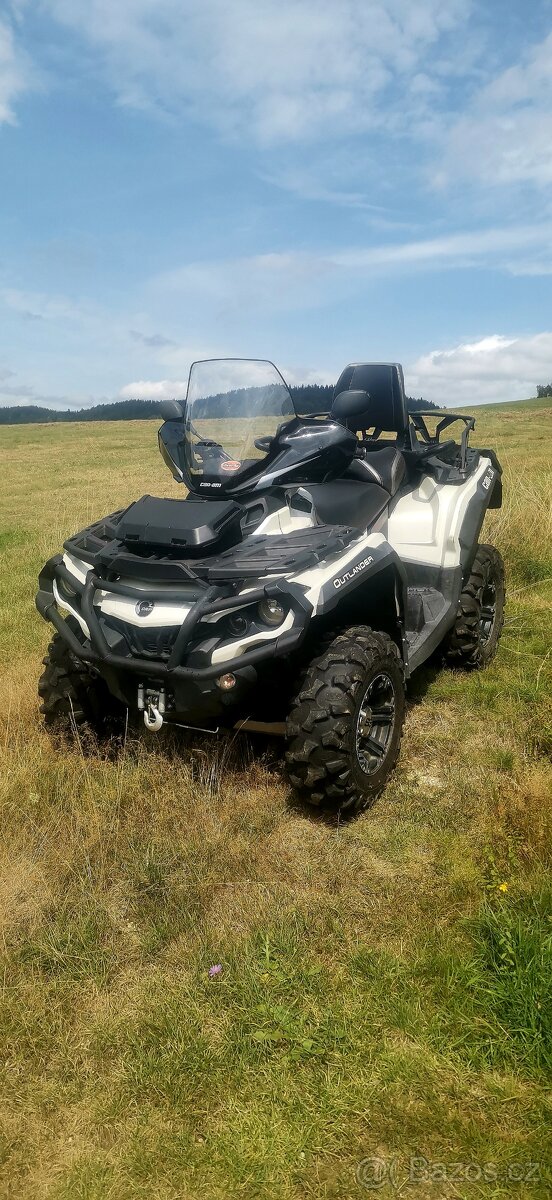 CAN-AM Outlander 1000 R-Max (REZERVACE)