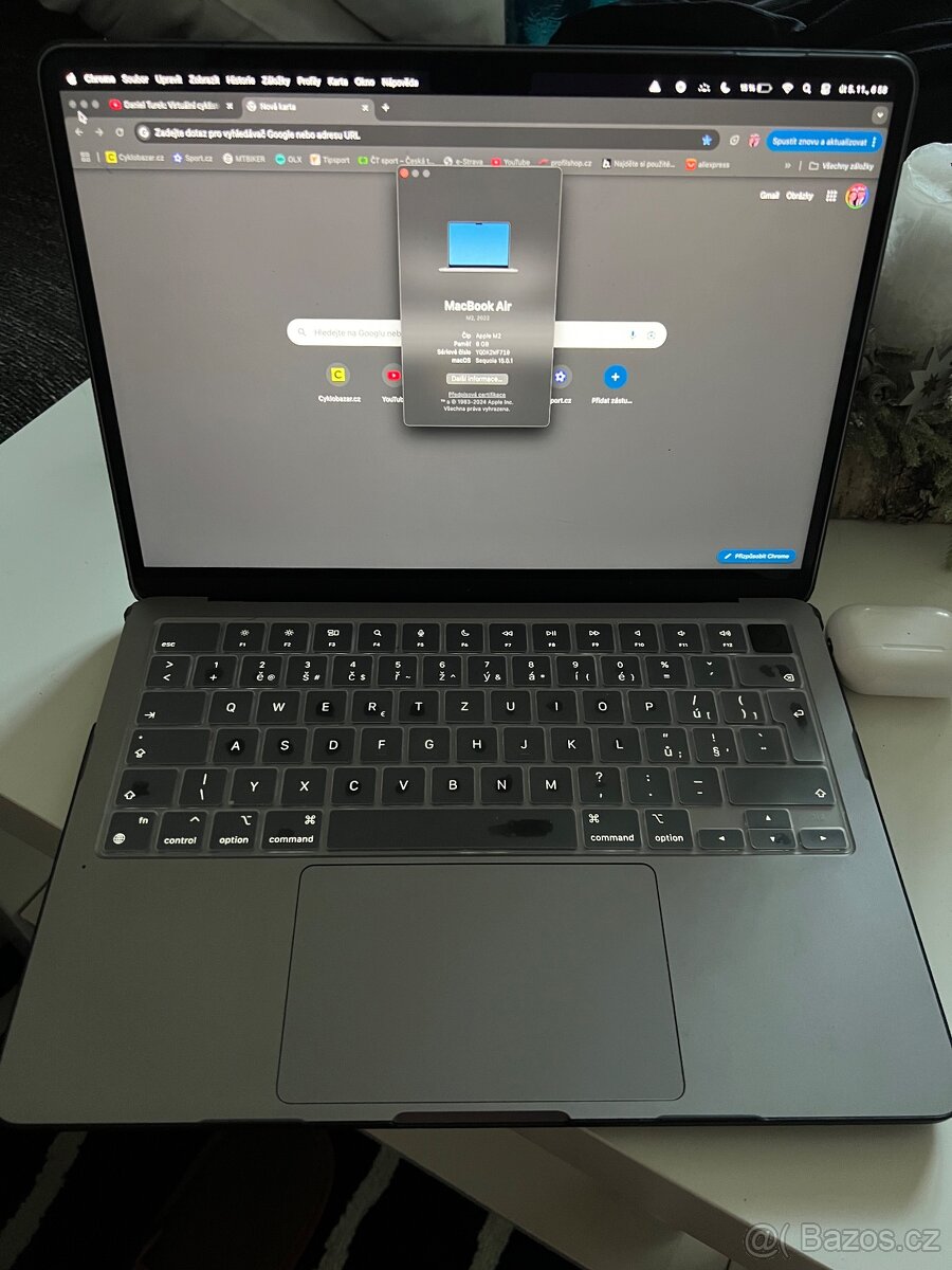 Apple Macbook  Air M2 8/256GB  13.6”Cz