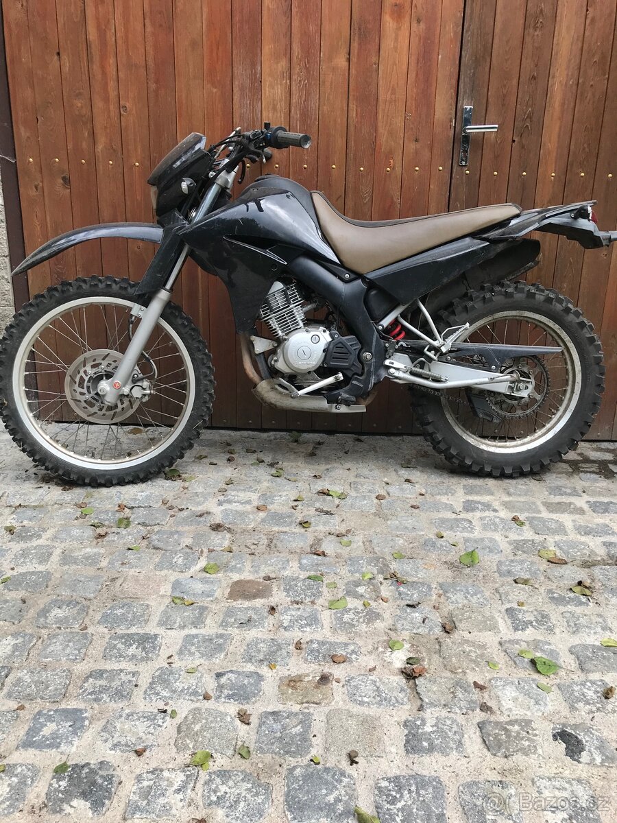 Yamaha xt 125 x