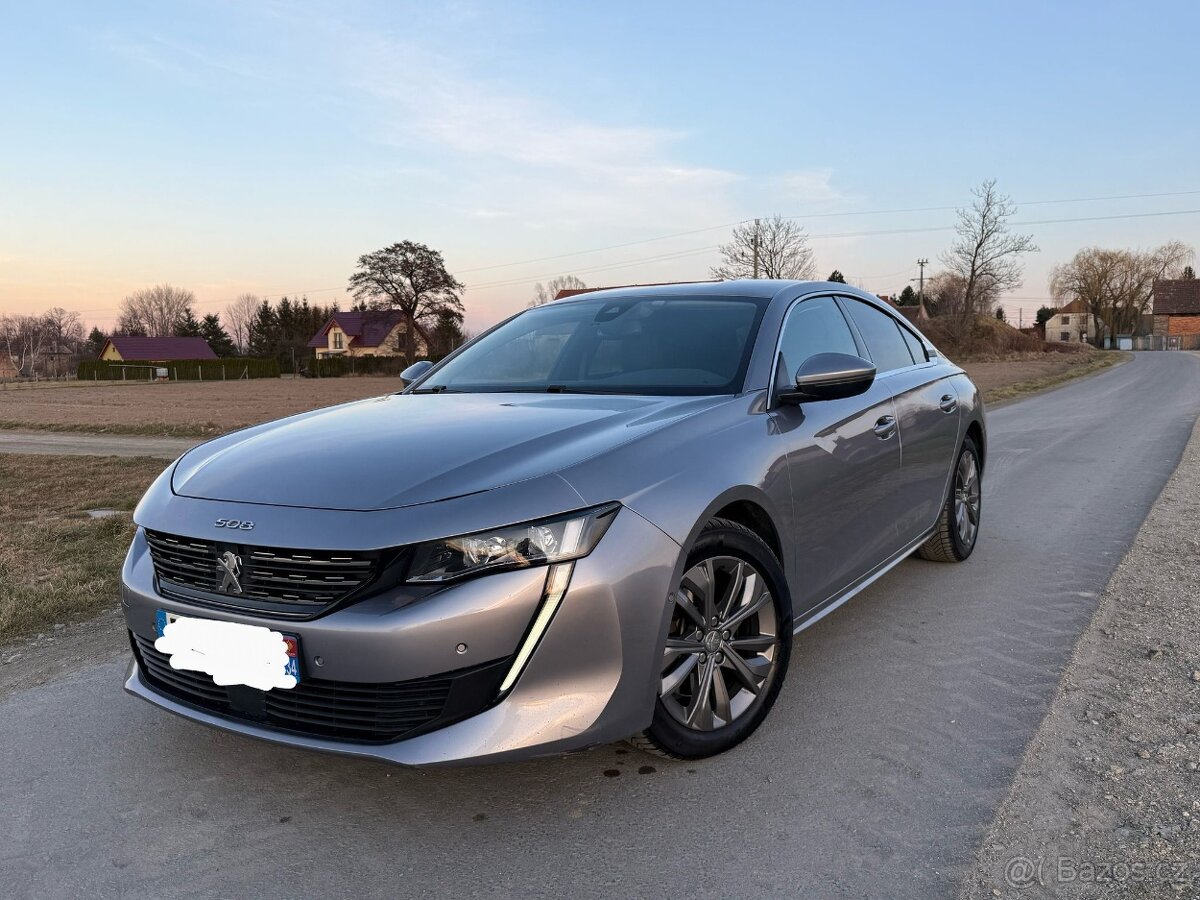 PEUGEOT 508 2.0BLUEHDI ALLURE//120KW//NAVIGACE//KAMERA//LED