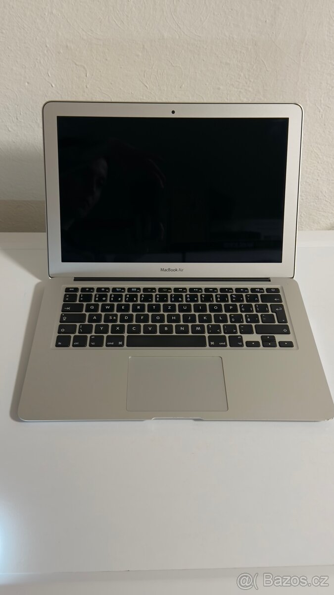 MacBook Air 2017,Intel core i5,256GB,8GB