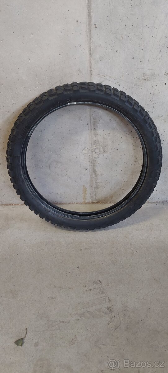 Michelin anakee wild 90/90/21