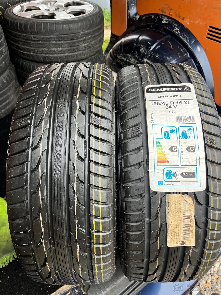 195/45r16, Semperit nove 