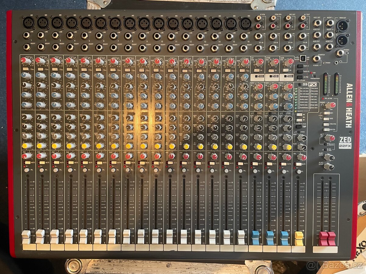 Allen & Heath Zed-22FX