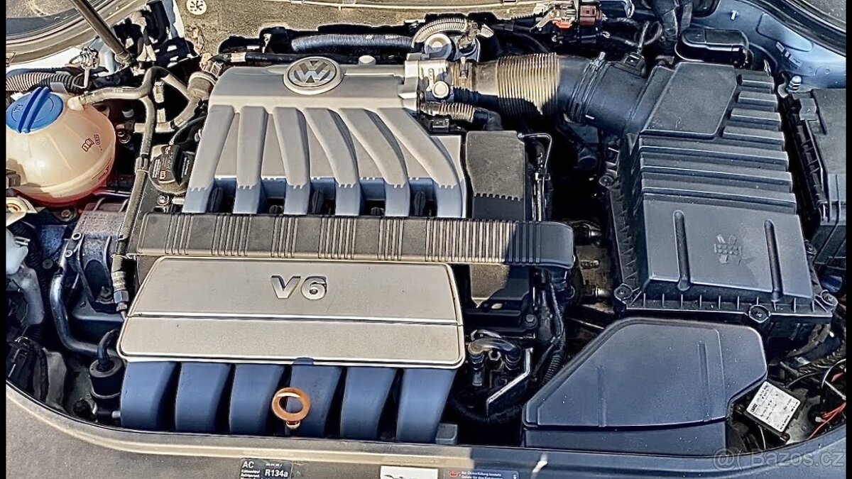 Engine / Motor AXZ 3.2FSI 184KW V6 VW Passat B6 173tis km