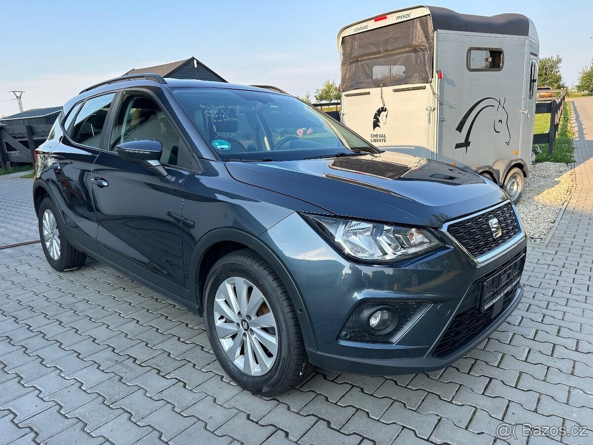 Seat Arona 1.6 tdi DSG .RV 2021 Záruka Acc navi pdc -