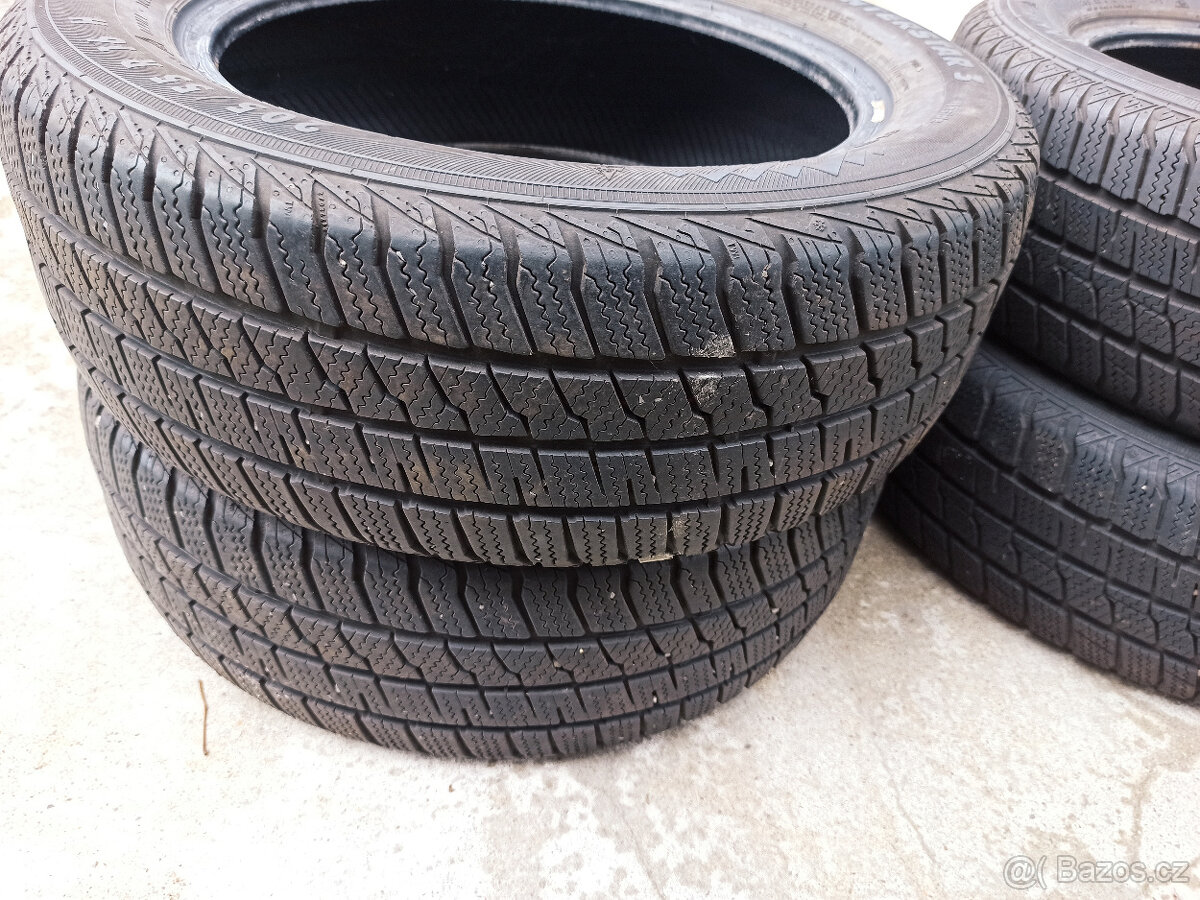 Zimní sada 4 pneu -  205/55 R16 91 H - Point S Winterstar 3