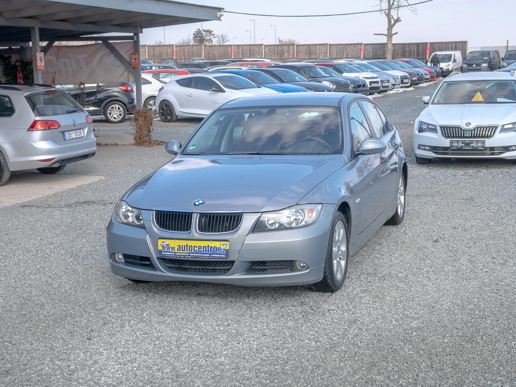 BMW 320i 110KW man – 96.719KM