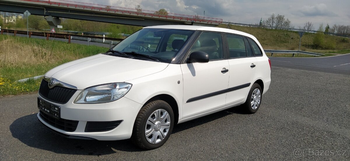 Škoda Fabia Combi 1.2i---r-v-06.2014...nová STK