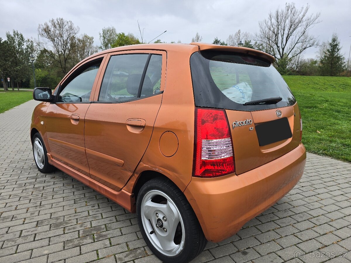 Kia picanto 1.1i benzin "plná výbava "