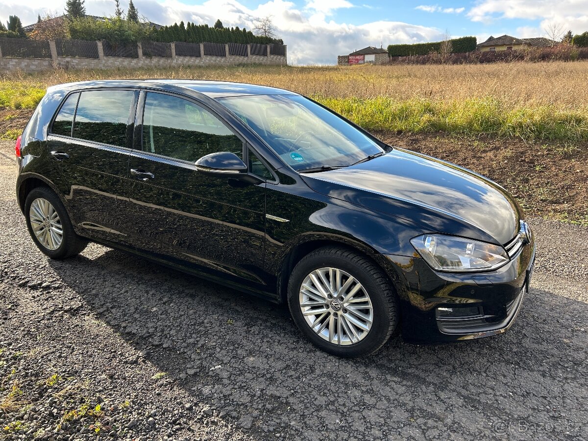 VW Golf VII ,7, 1.2TSI,77kw,112.KM,R.V.2015,5DVER, servo.cen