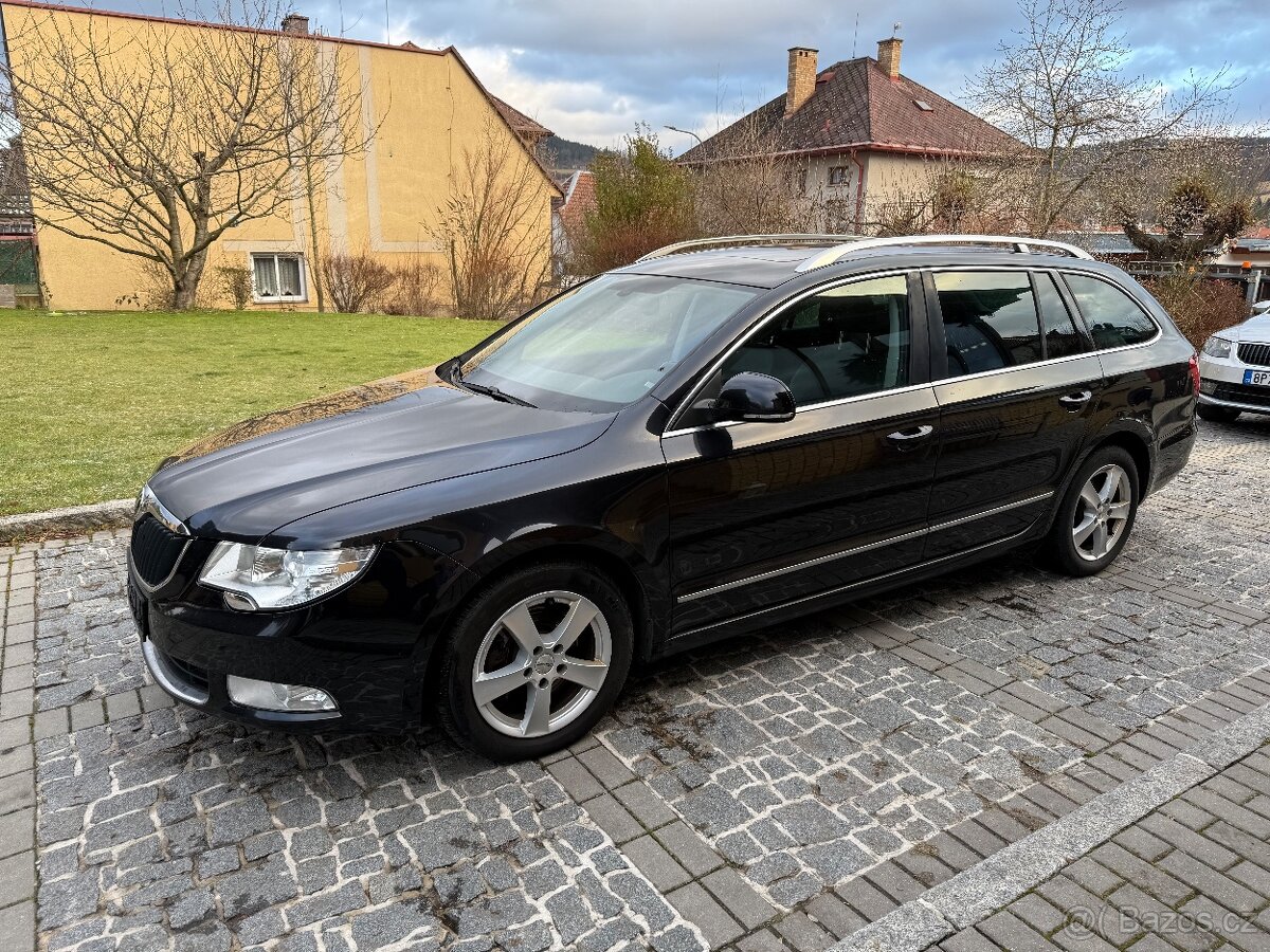 ŠKODA SUPERB KOMBI 2013 2.0TDI 125kw DSG ELEGANCE