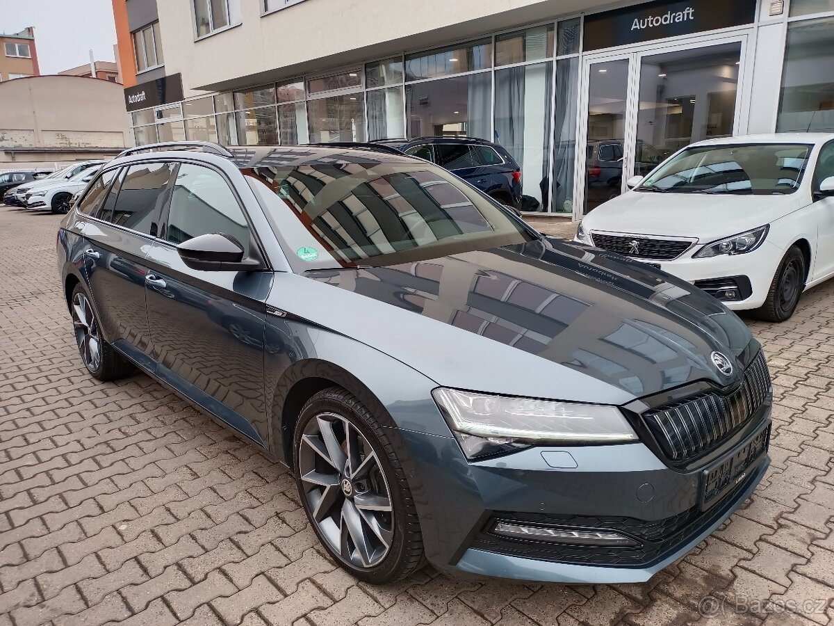 Škoda Superb 3 iV 1.4 eTSI 160kW DSG Sportline Webasto Virtu