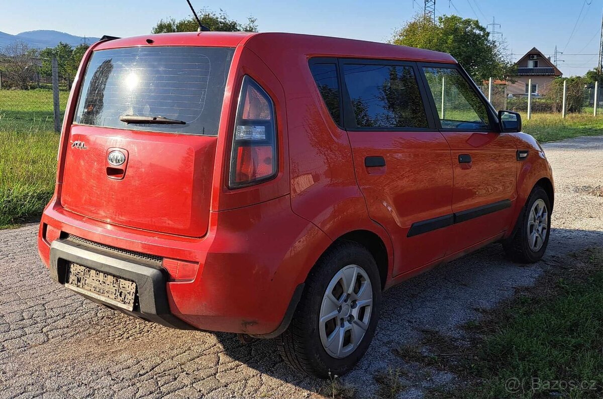 Rozprodám kia soul 1.6 cvvt benzín 93kw 2010