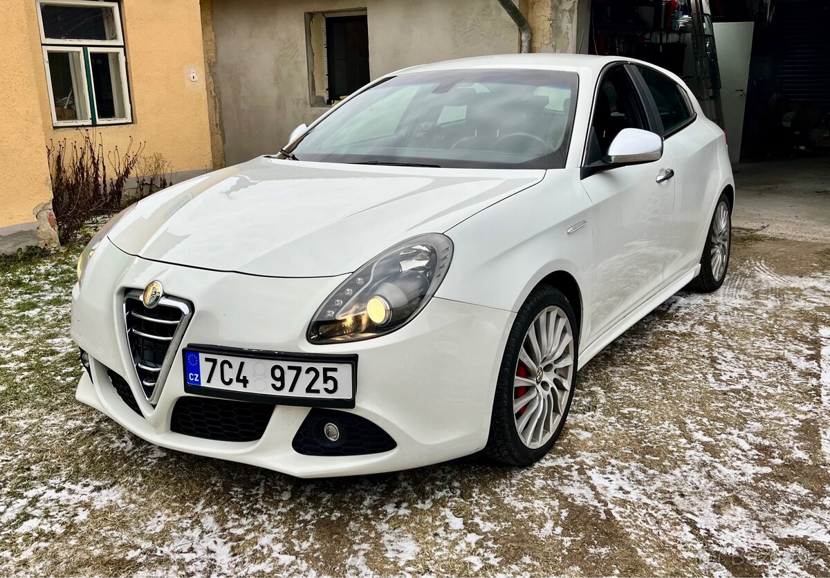 Alfa Romeo Giulietta 1.4TB / po servisu / tažné zařízení