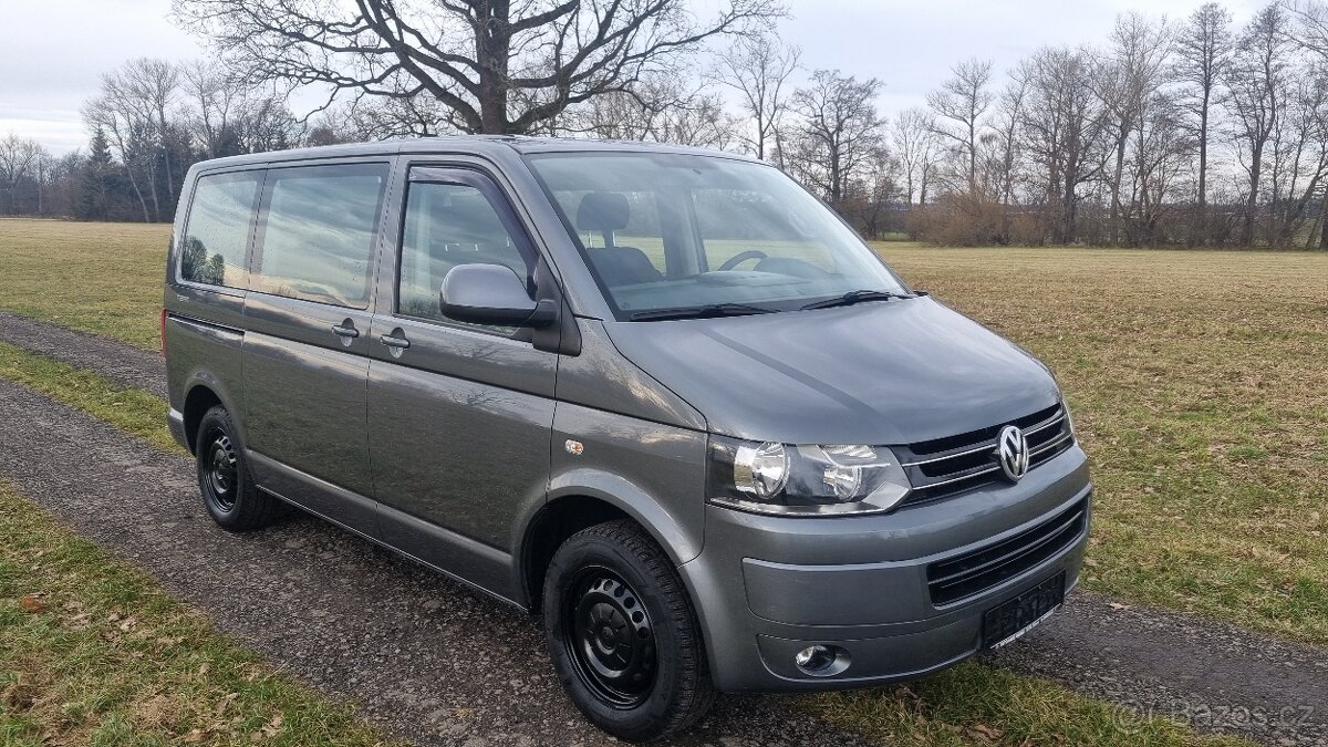 VW Multivan T5 2.0 Tdi103 Kw Team Navigace 7 míst